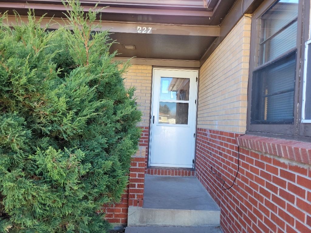 227 Carroll Ave #1 - Photo 2 of 8