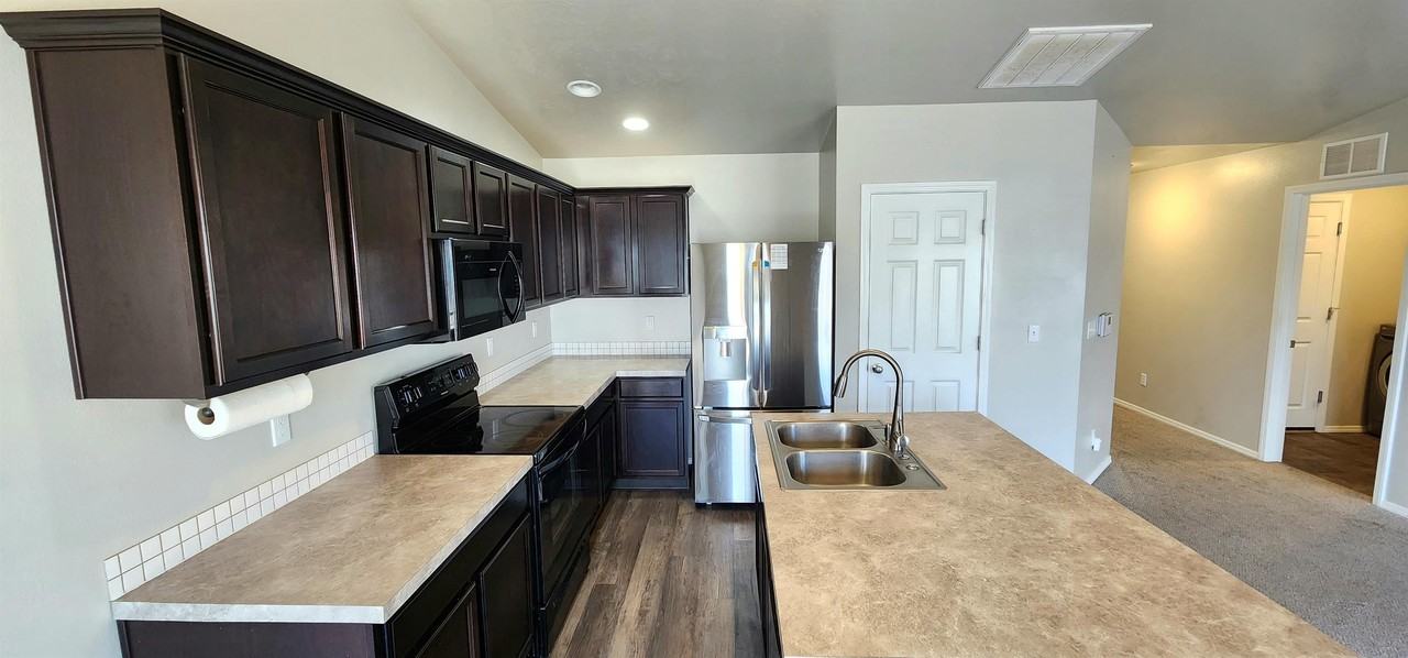 11356 W Colorado River St #1 - Photo 6 of 19