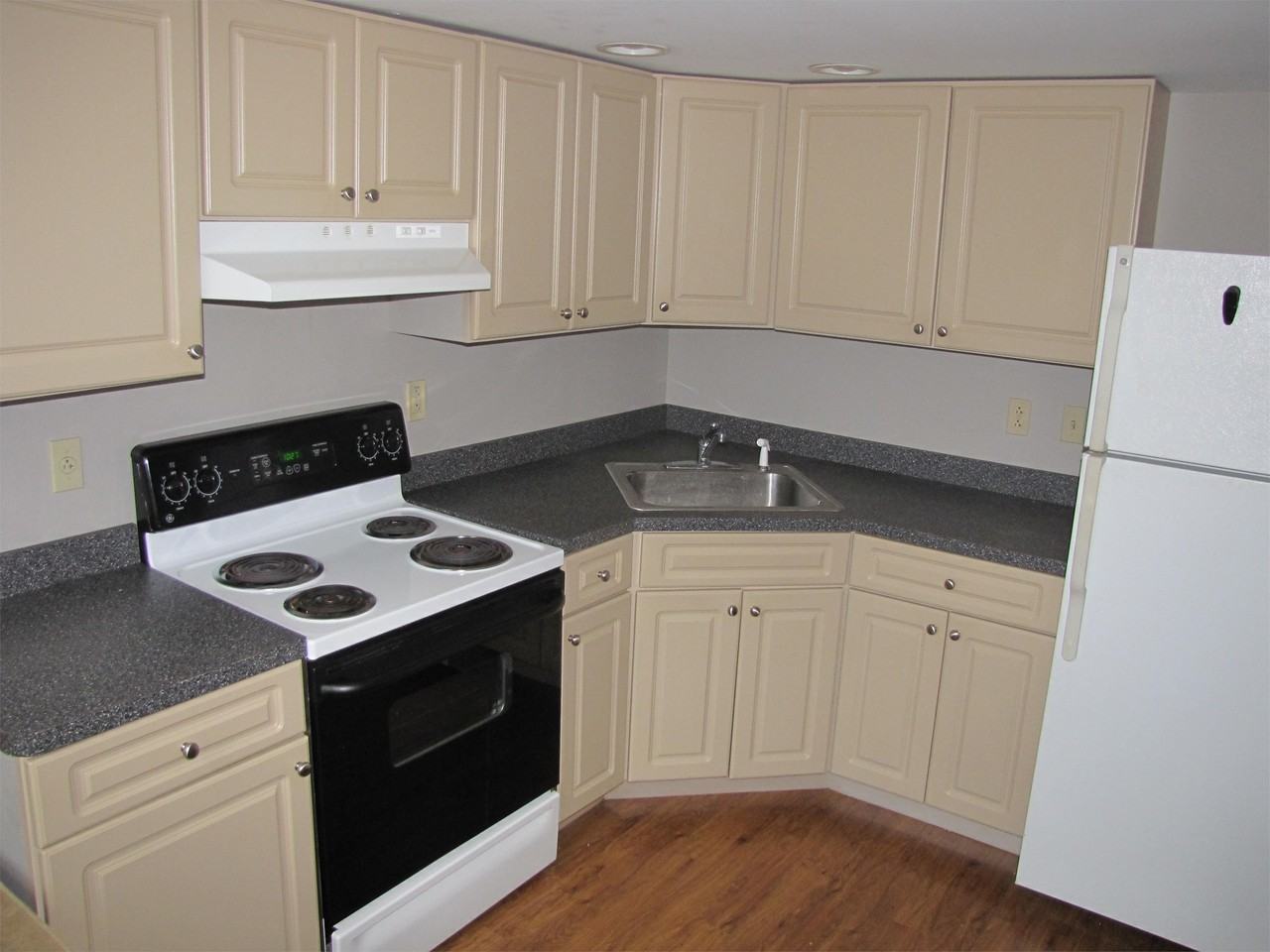 800 James AveUnit 2121 #2121 - Photo 2 of 41