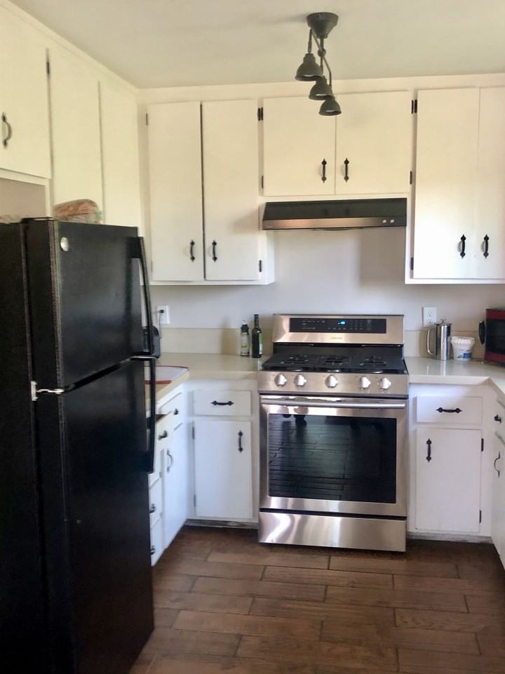 350 Shirley Dr #A - Photo 5 of 23