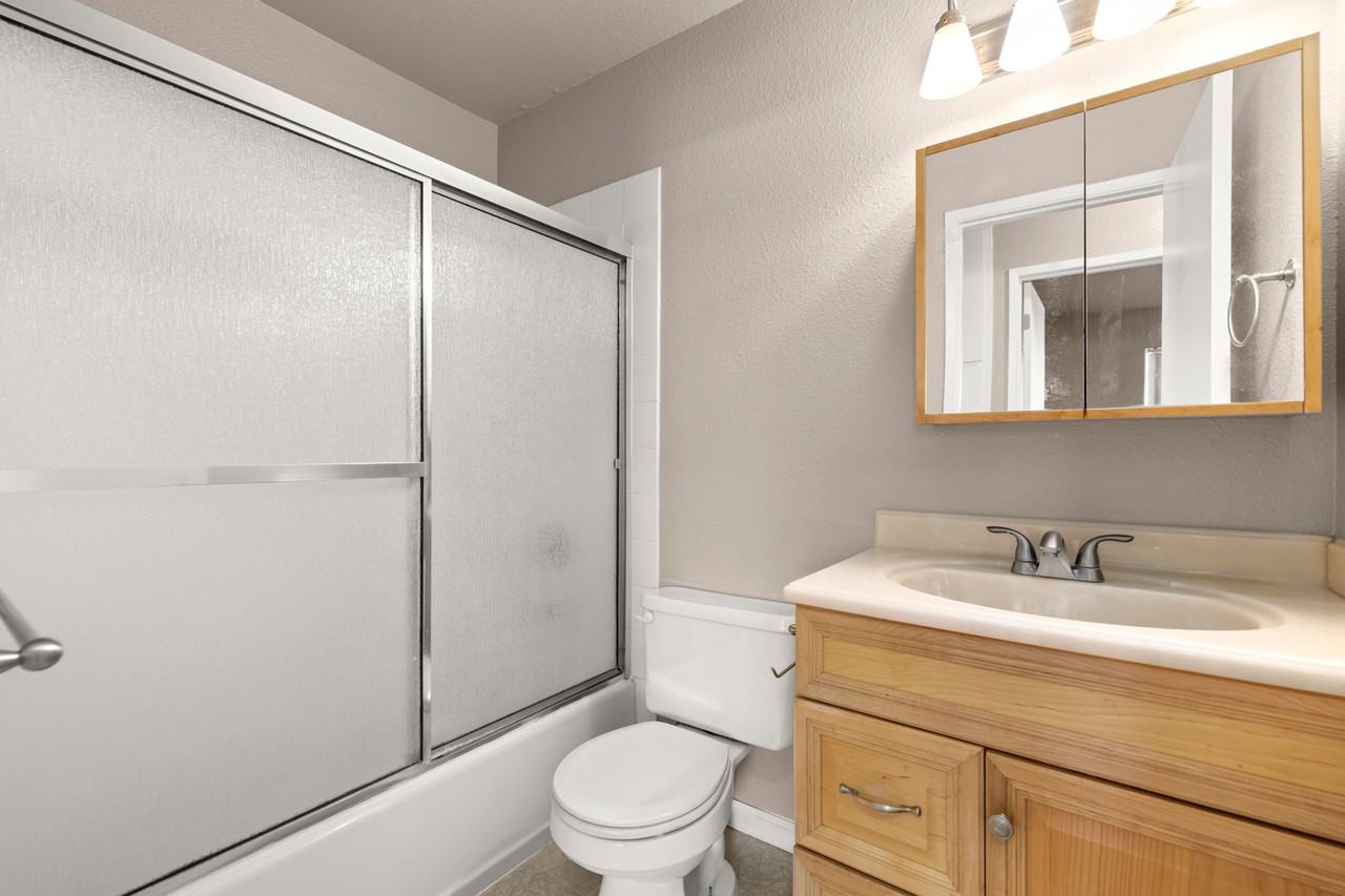 9101 Newhall Dr #1 - Photo 4 of 35