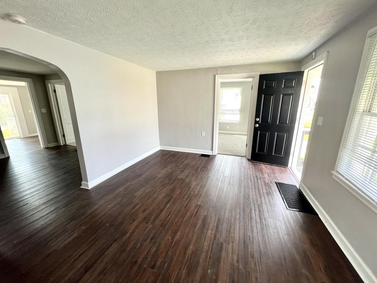 2048 Parrish Ave #1 - Photo 4 of 14