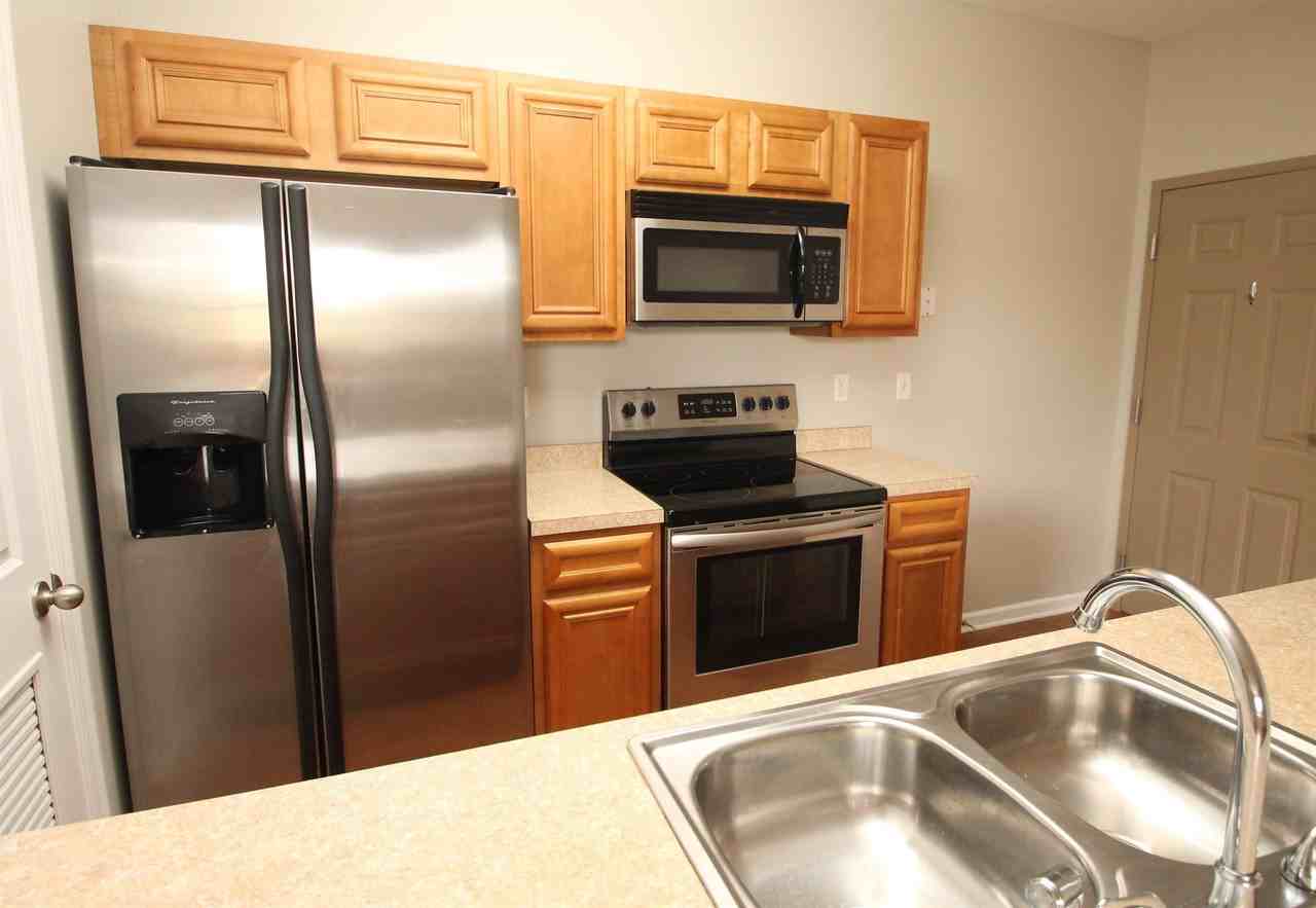6450 Pleasant StreetApt. 305 #305 - Photo 4 of 11