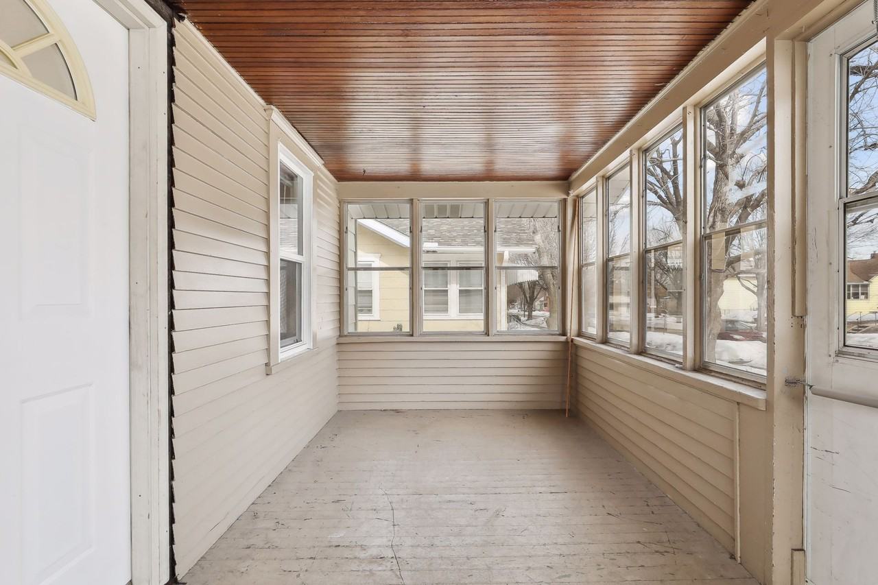 1119 Matilda St #1 - Photo 5 of 40