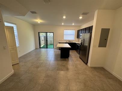 377 Ne 208th Ter - Photo 2 of 44