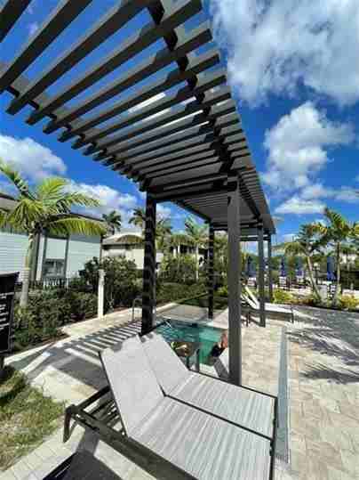 377 Ne 208th Ter - Photo 3 of 44