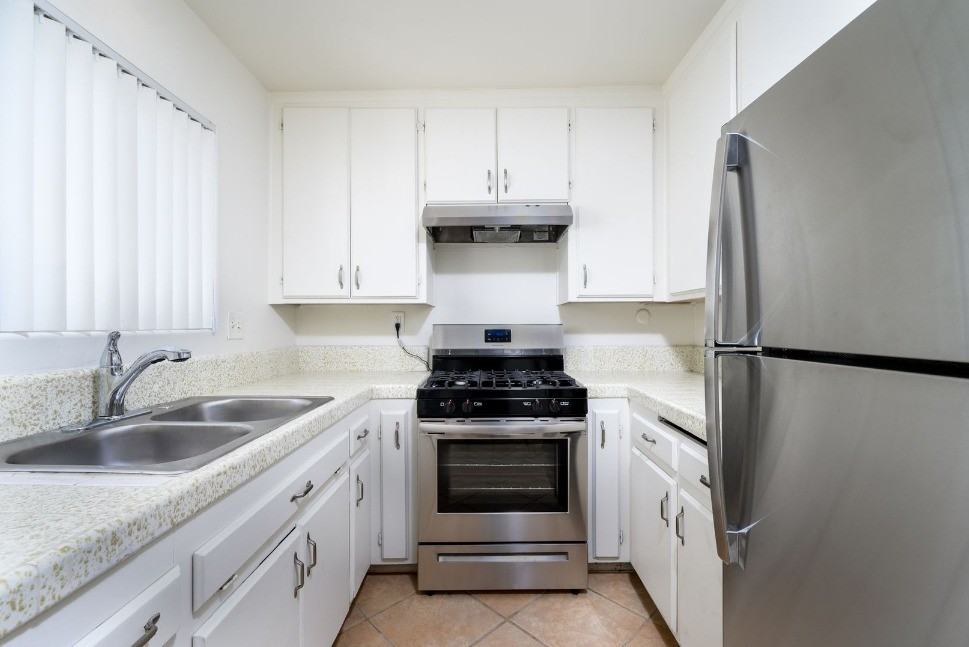 Live Near Ocean Beach! - Photo 4 of 13