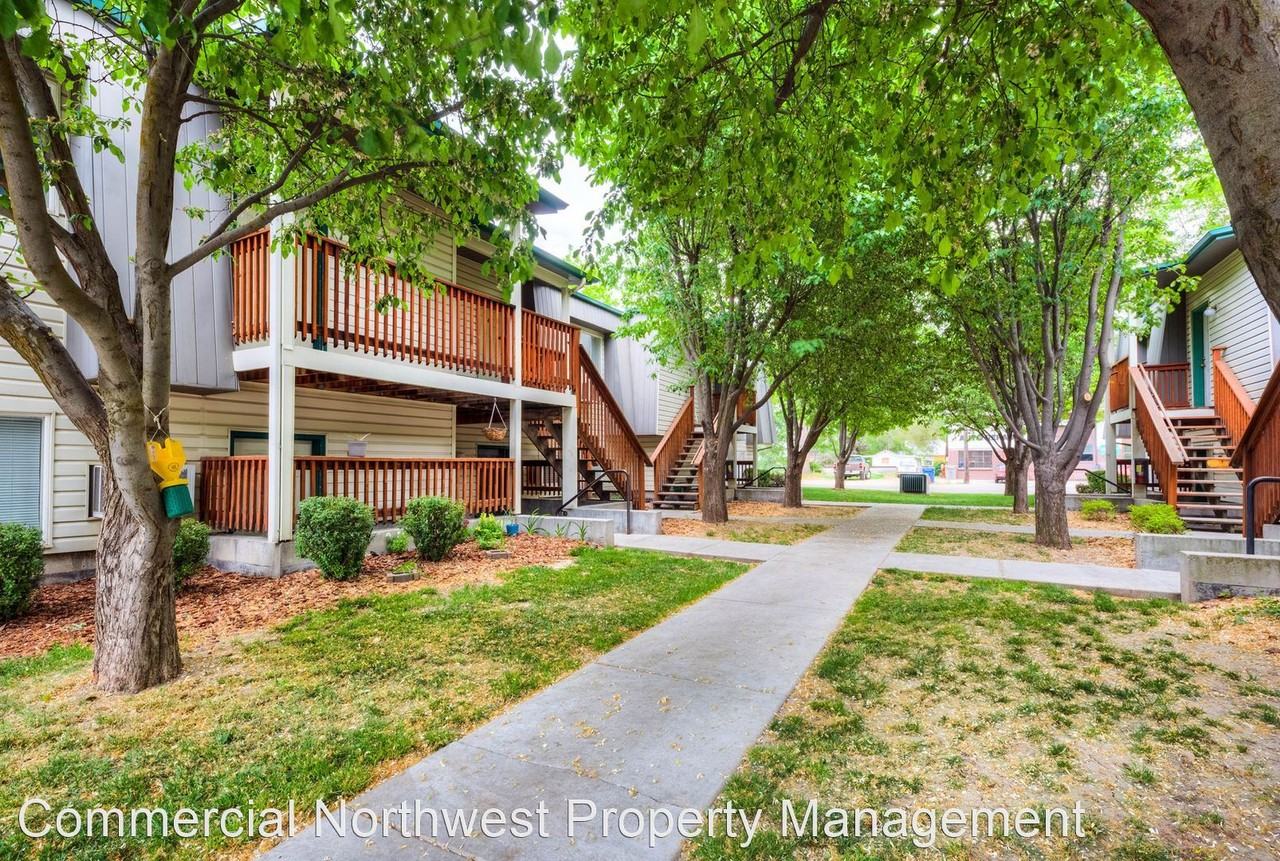 Kootenai Street Apartments - Photo 3 of 11