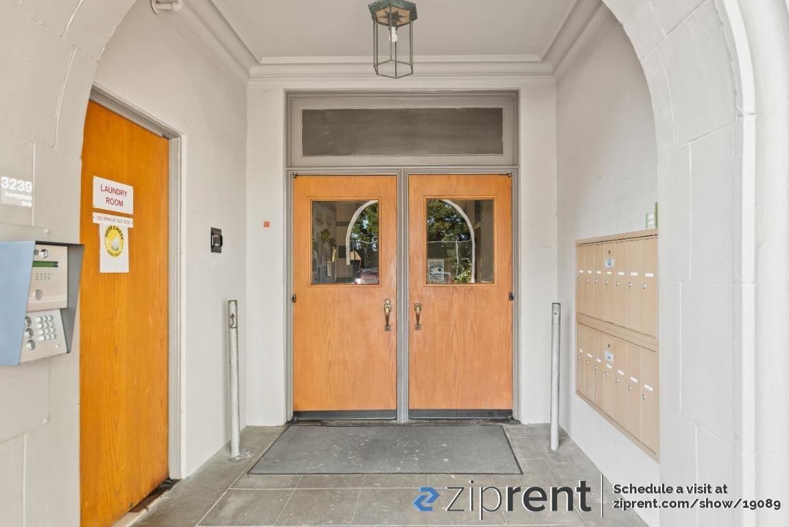 3239 Kempton Ave #7 - Photo 2 of 28