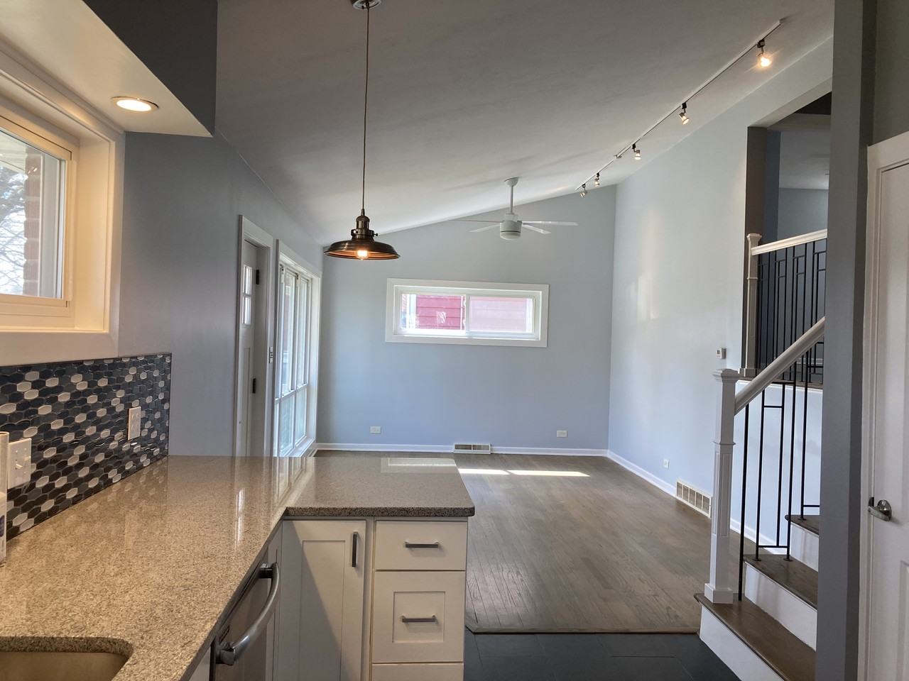 222 N Oakwood Ave #NA - Photo 3 of 5