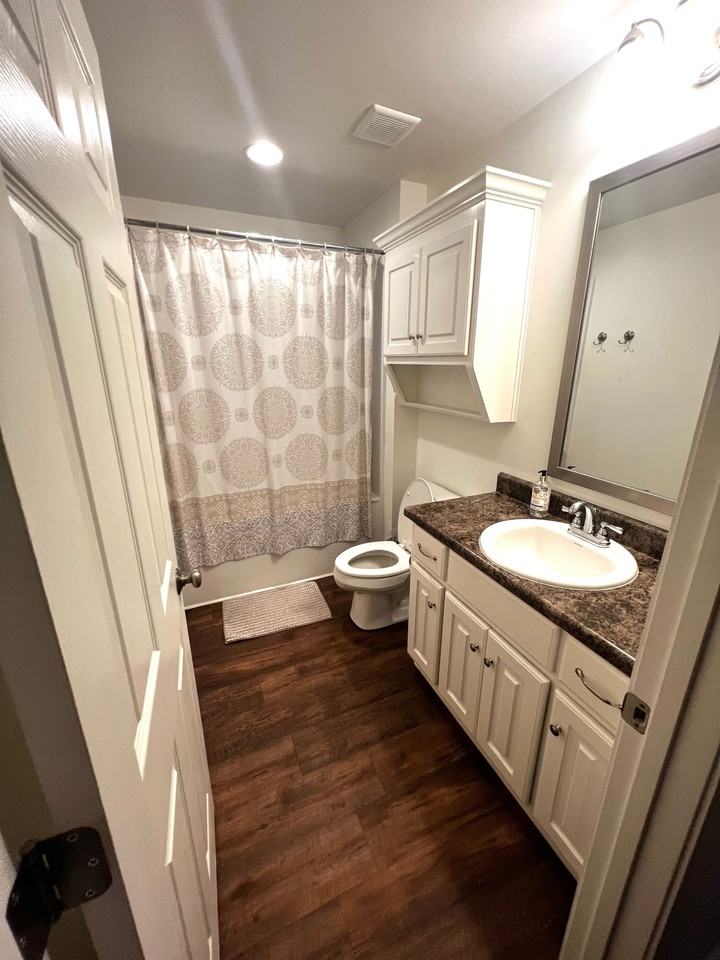 631 Mitchell St #NA - Photo 3 of 8