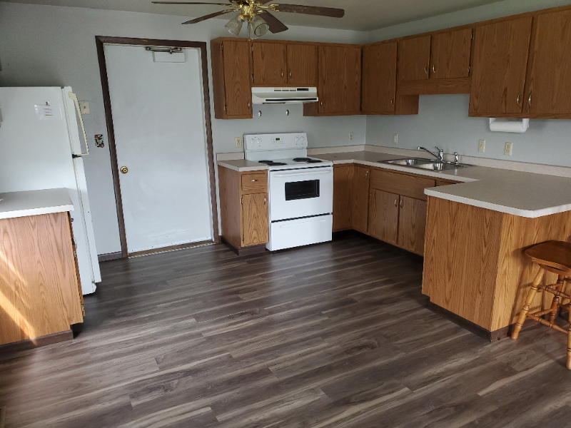 227 E Indianwood Dr - Photo 2 of 2