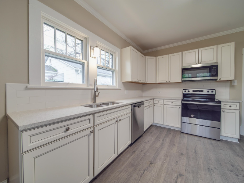 1612 N Lee St - Photo 7 of 11