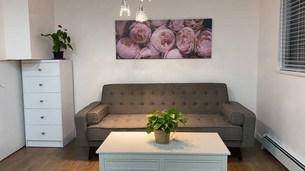 556 16th Ave E #1 - Photo 2 of 9