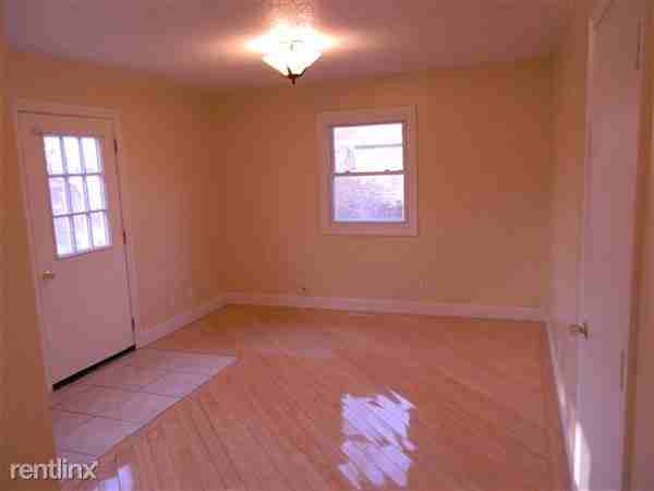 203 Wolverine Cir - Photo 3 of 4