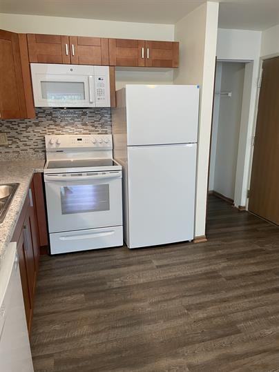 MONROE'S TWINING TERRACE LLC - Photo 3 of 50