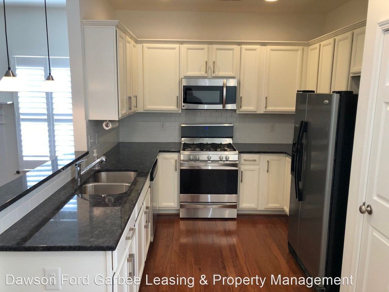 115 Red Maple Ct - Photo 3 of 9