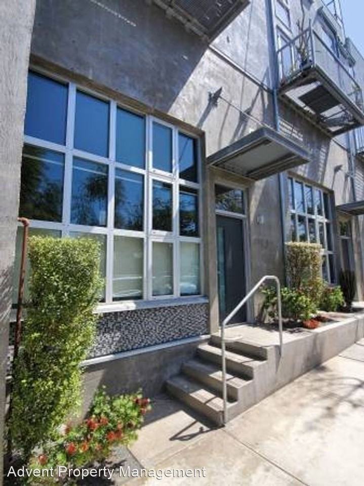 1708 National Ave - Photo 3 of 24