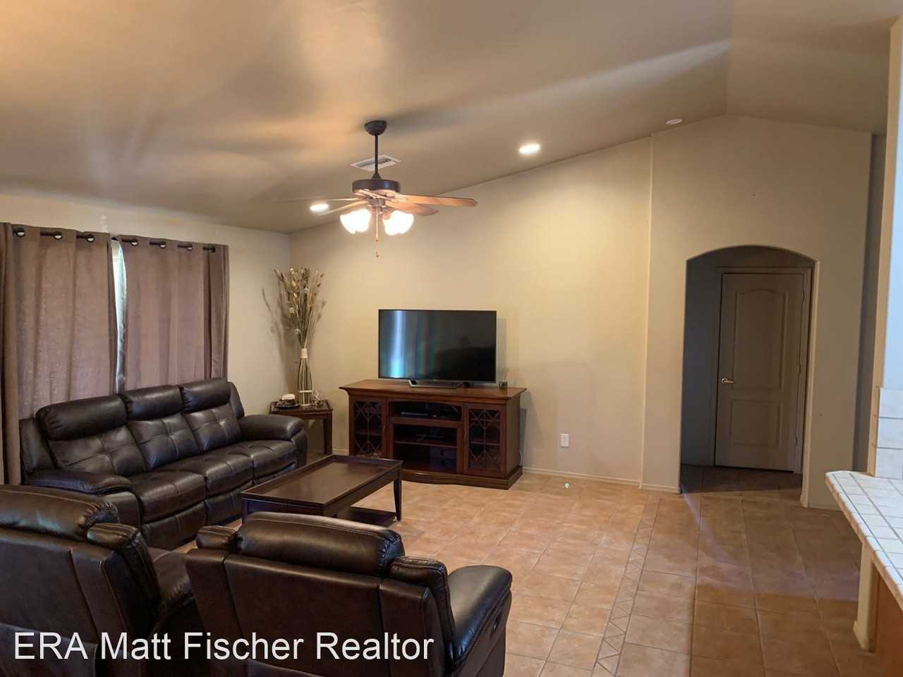 4847 W 27th St - Photo 2 of 7