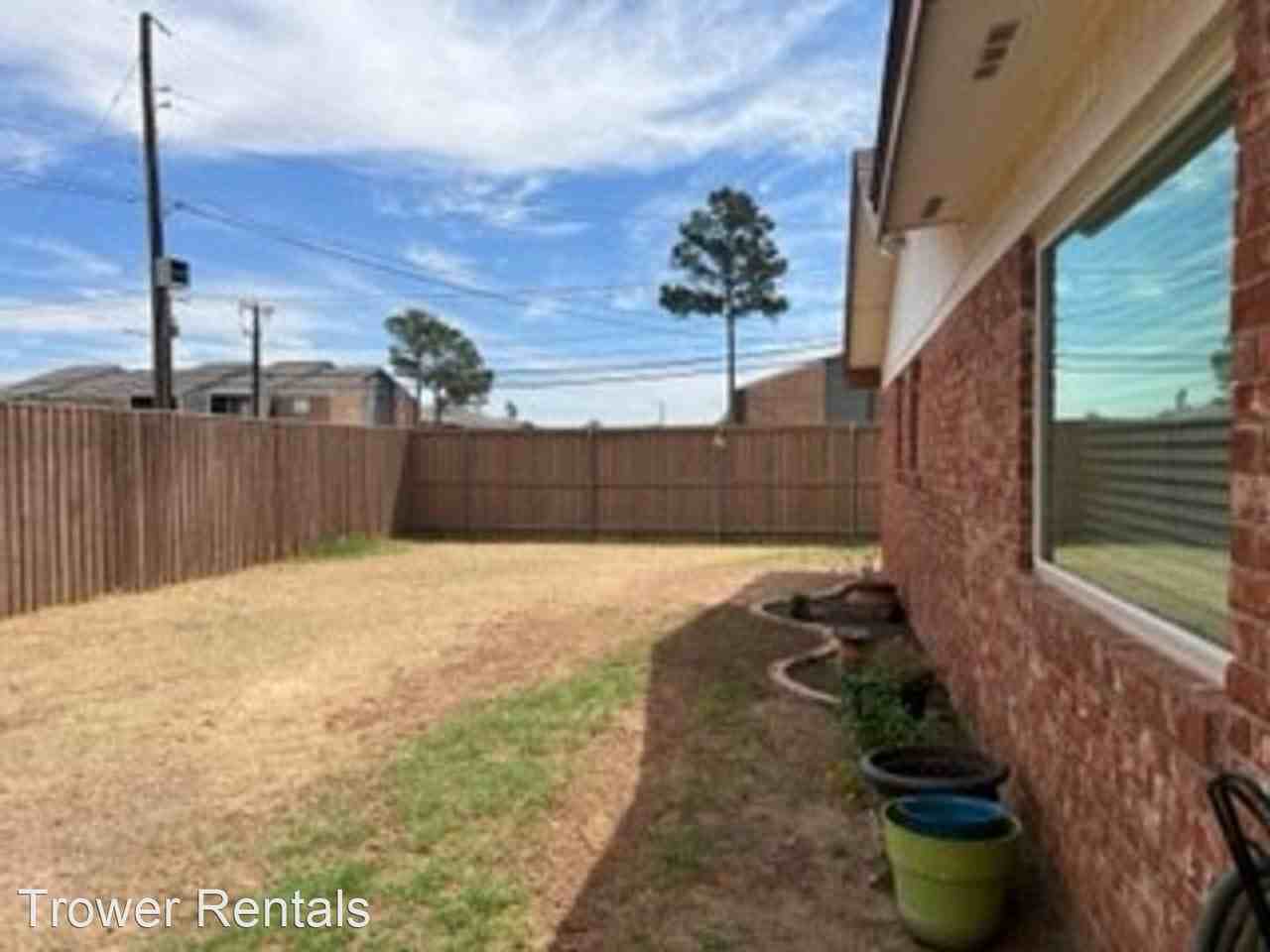 4400 Gulf Ave - Photo 2 of 27