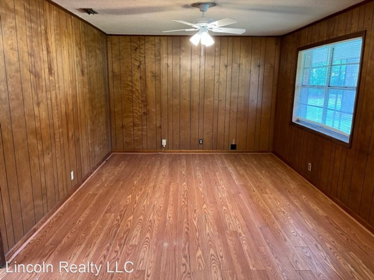 1108 Wilma St - Photo 3 of 14