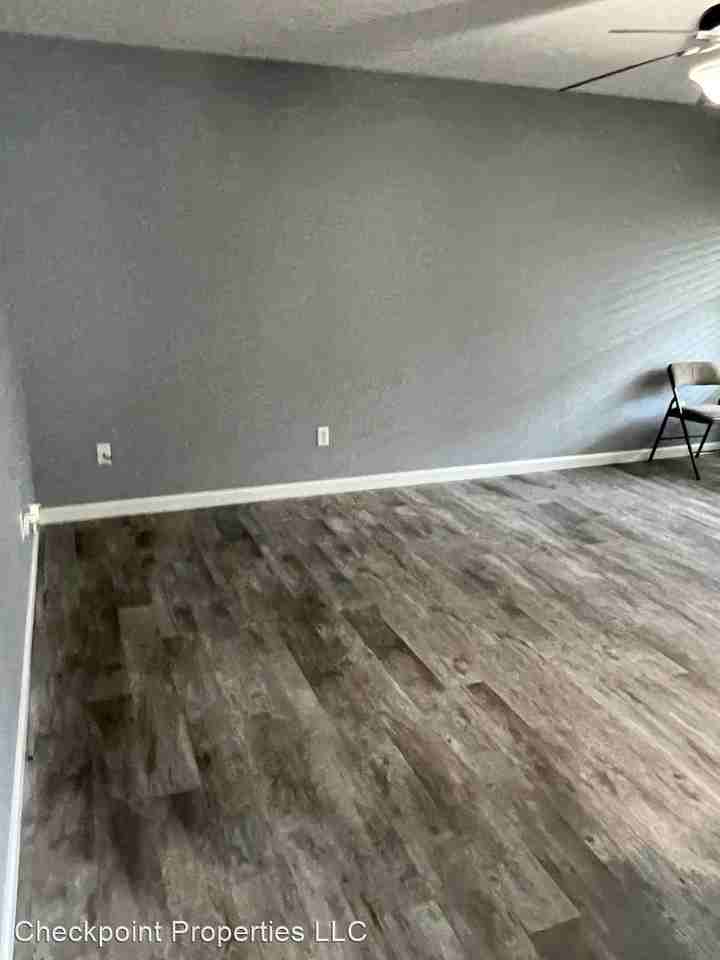 114A Dogwood St - Photo 3 of 12