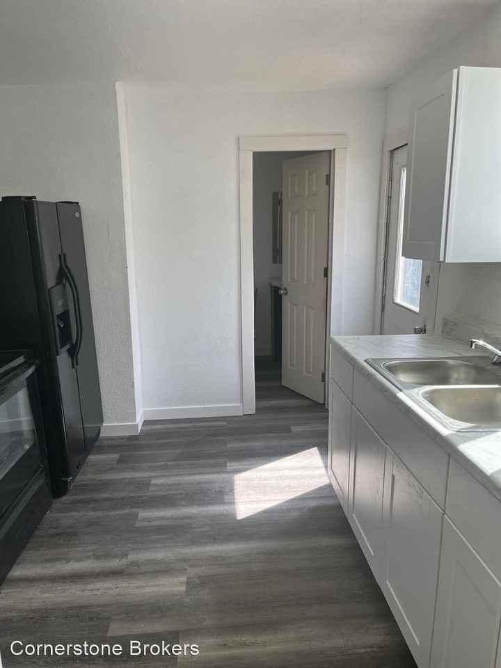 610 Custer - Photo 2 of 4