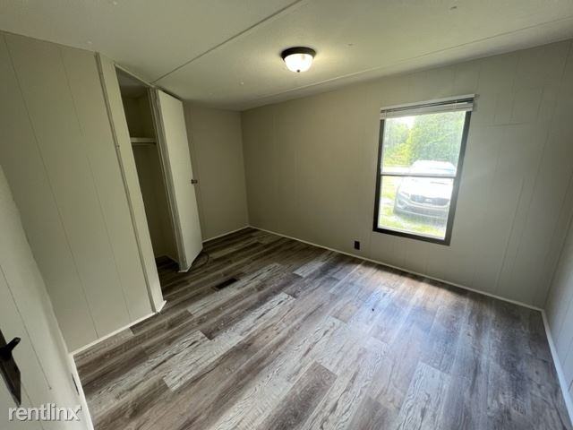 967 Frye Rd - Photo 2 of 12