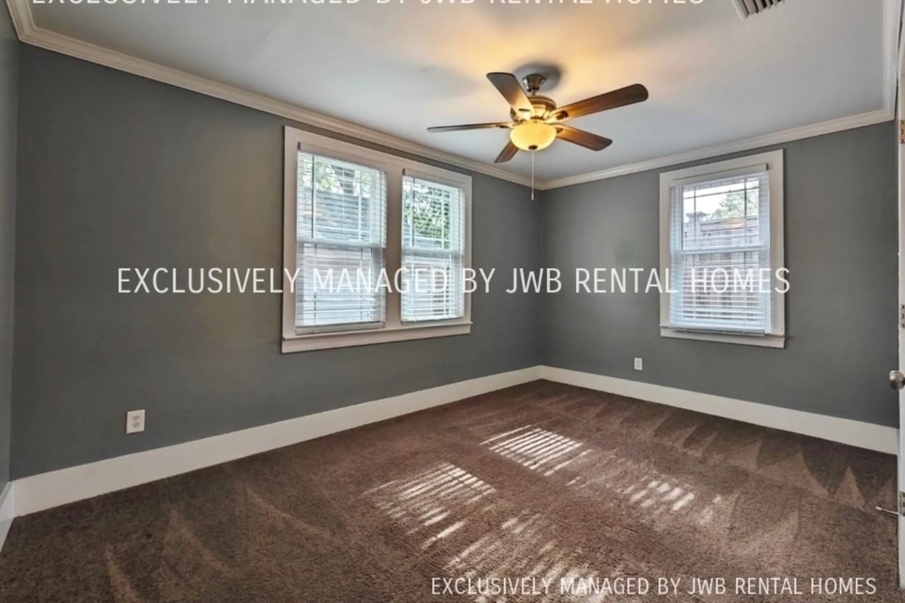 1443 Le Baron Ave - Photo 3 of 8