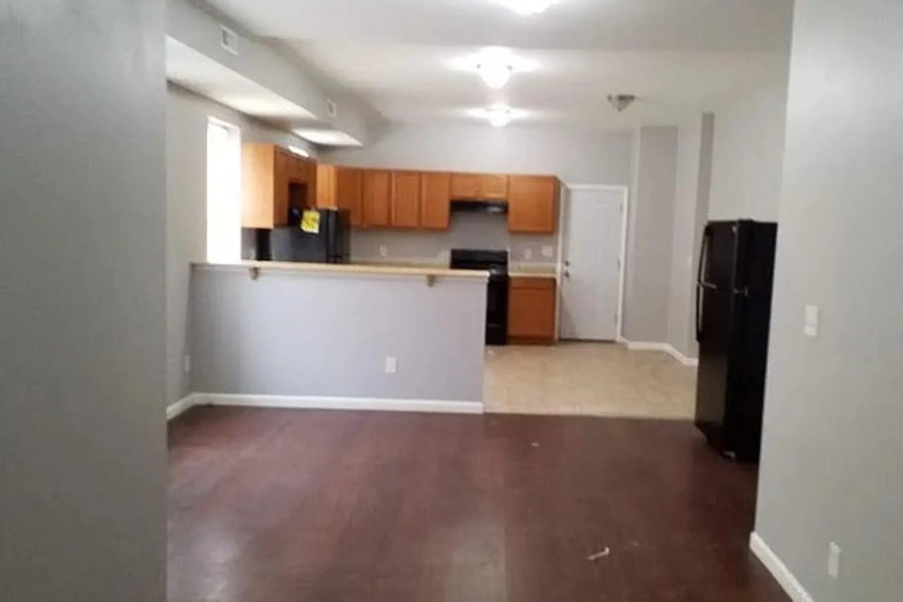 3401 Mondawmin Ave - Photo 3 of 8