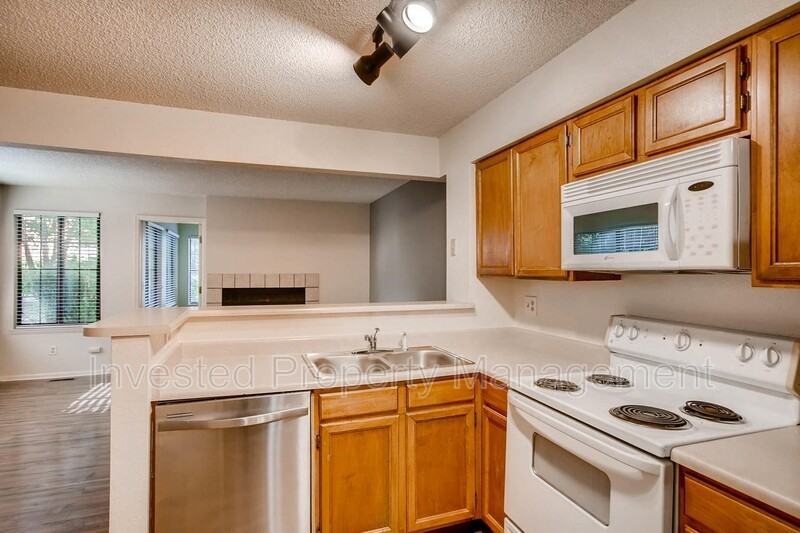 830 S Vance St #A - Photo 5 of 11