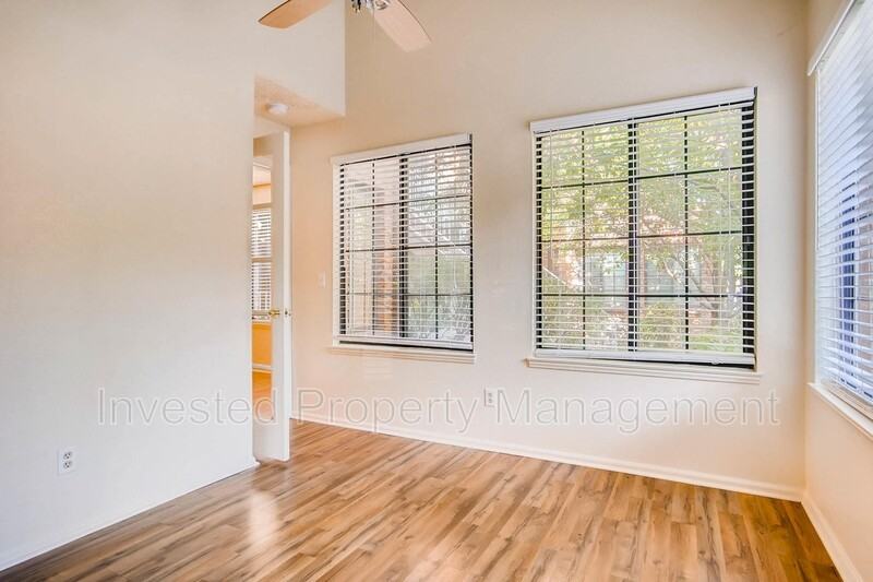 830 S Vance St #A - Photo 7 of 11