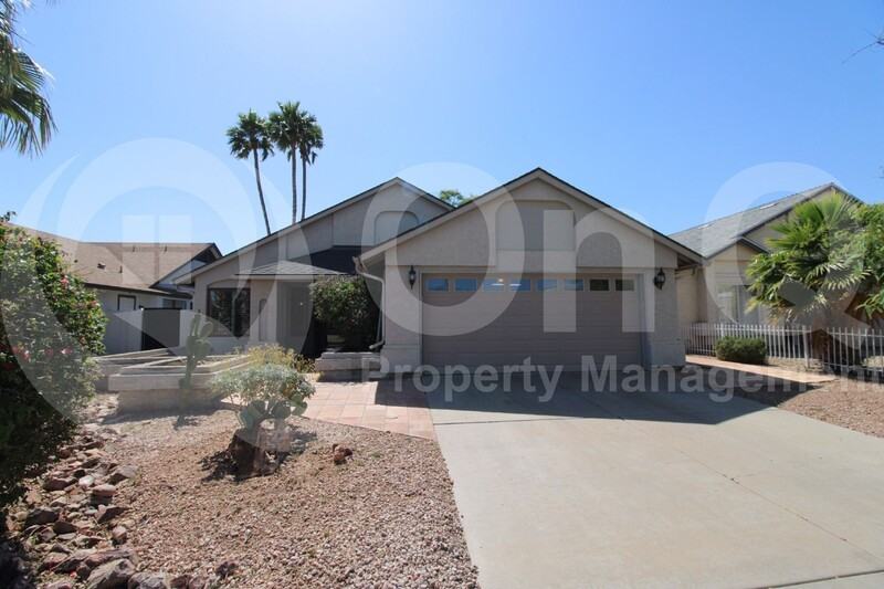 1118 N 87th St - Photo 2 of 16