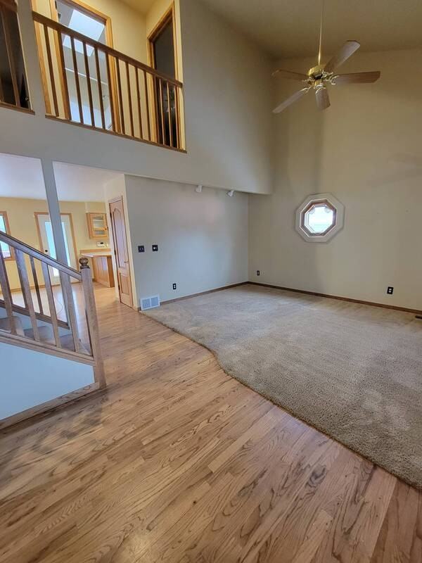 1315 2nd Street Rd - Photo 3 of 31