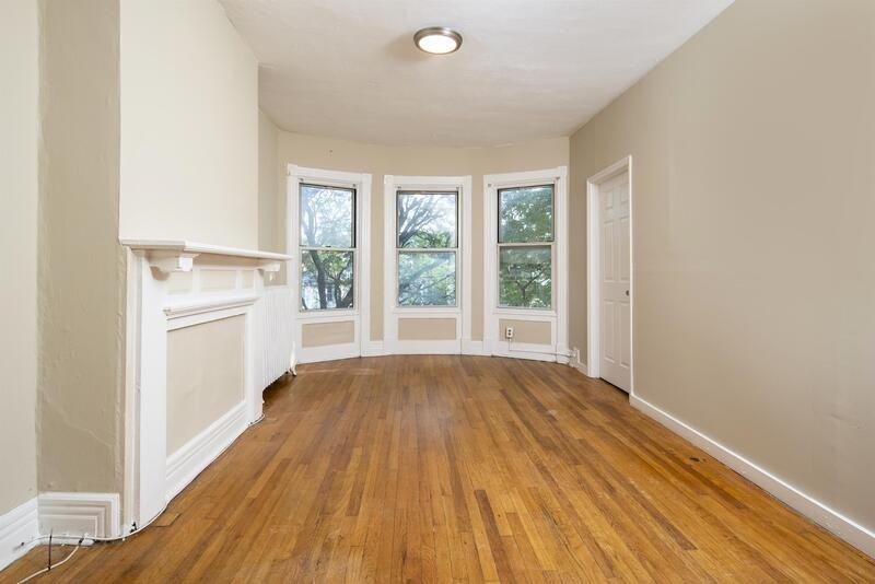 263 Western Avenue - Photo 6 of 24