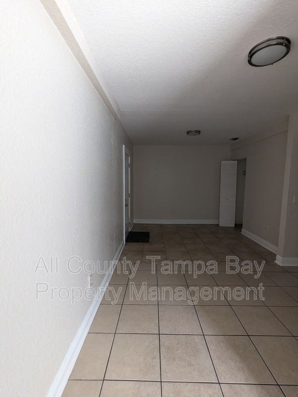 1102 21st St S - Photo 4 of 17