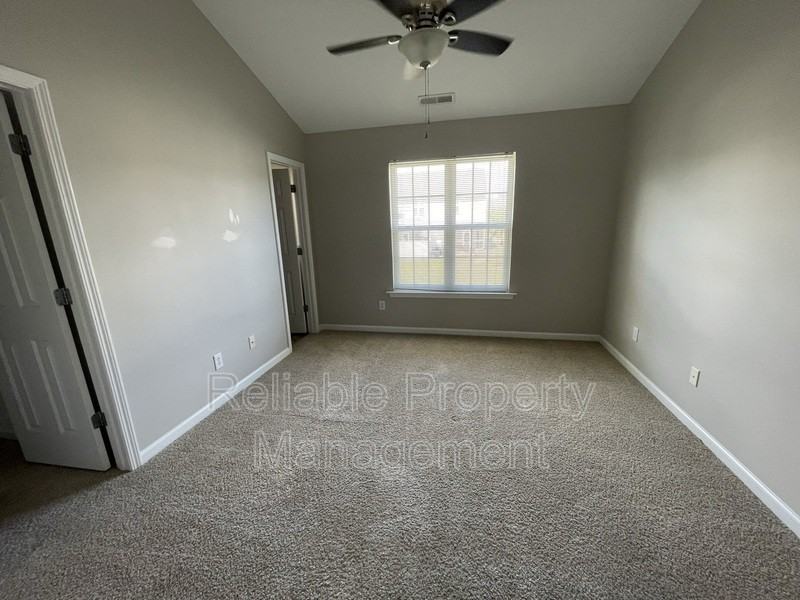 132 Winslow Ln - Photo 7 of 12