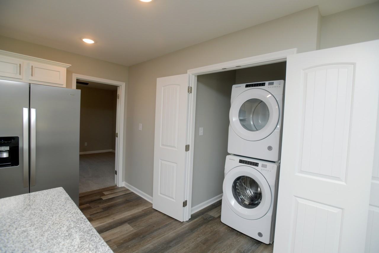 2043 Dolly Dr #2043 - Photo 3 of 19