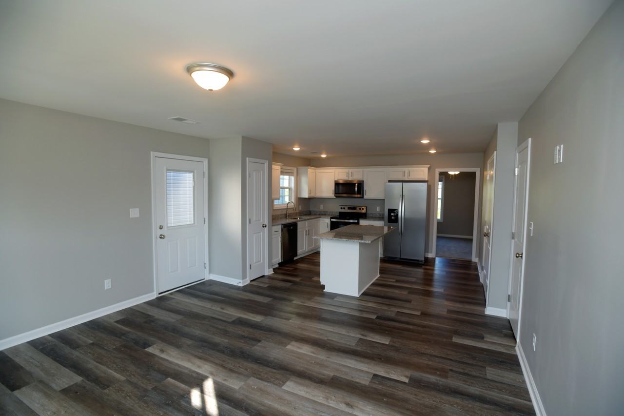 2043 Dolly Dr #2043 - Photo 4 of 19