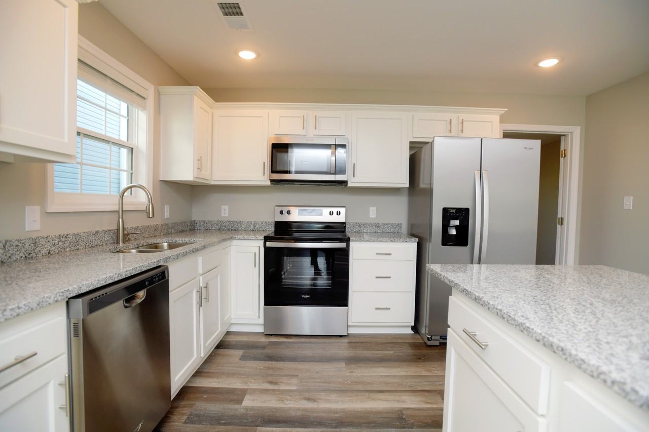 2043 Dolly Dr #2043 - Photo 5 of 19