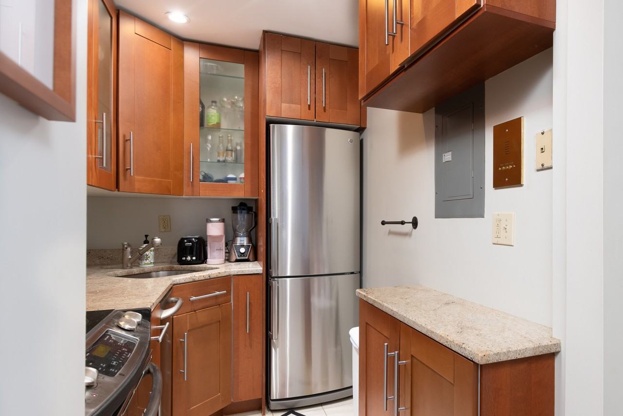 54 Myrtle St #5 - Photo 3 of 14