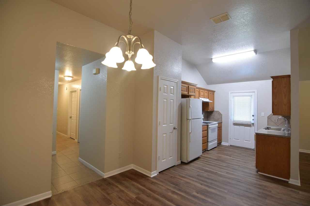 616 Olaf Dr - Photo 4 of 18