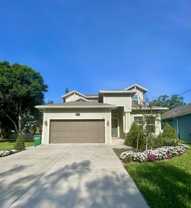 7215 S Shamrock Rd - Photo 1 of 1