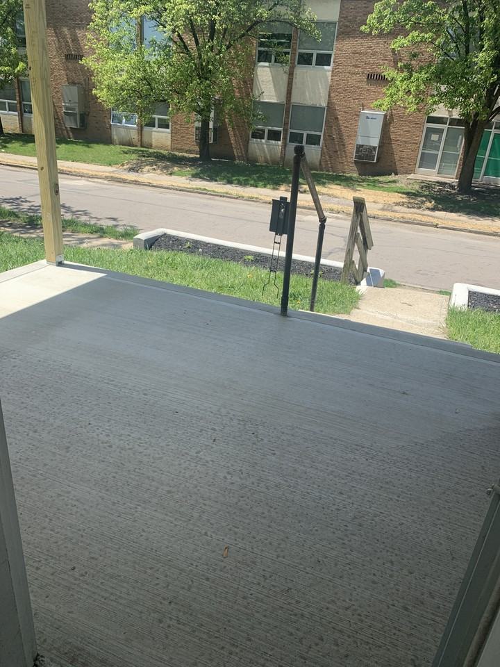 1104 Lexington Ave - Photo 2 of 30