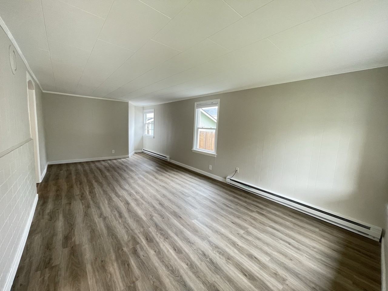 3809 Se 68th Ave - Photo 3 of 24