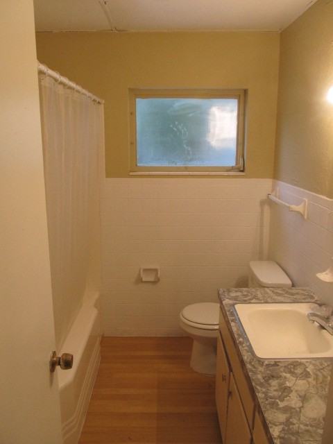 3001 E Elm St - Photo 3 of 10