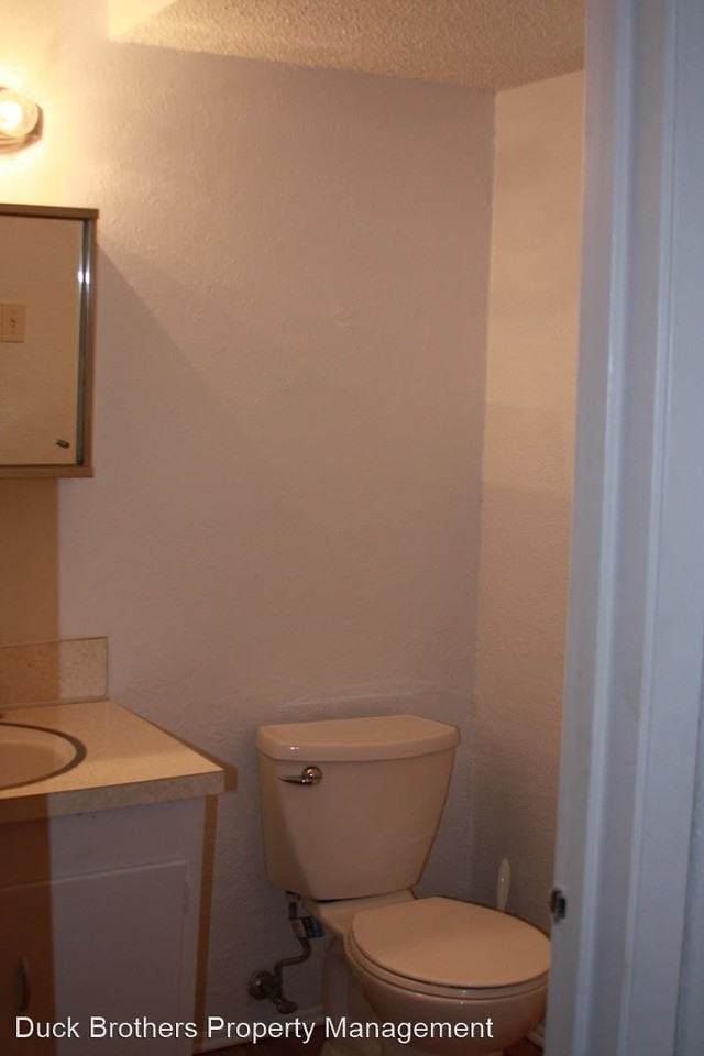 3305 Southerland Dr - Photo 3 of 22