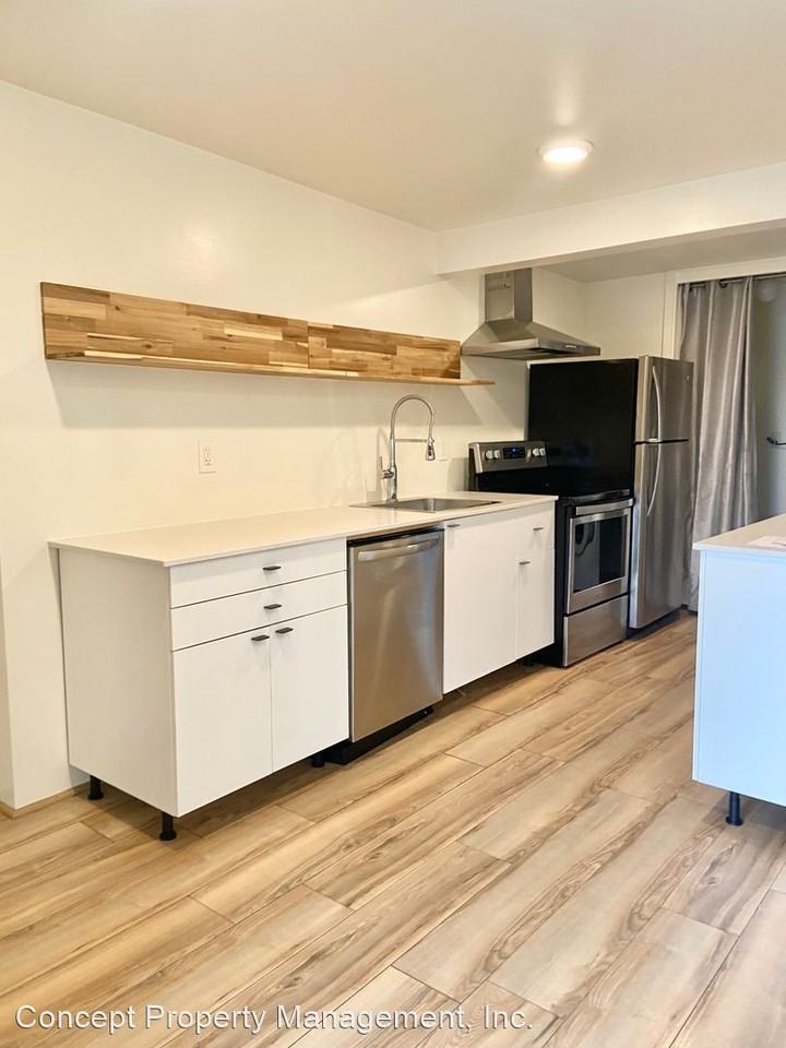 1964 S 900 E - Photo 2 of 16