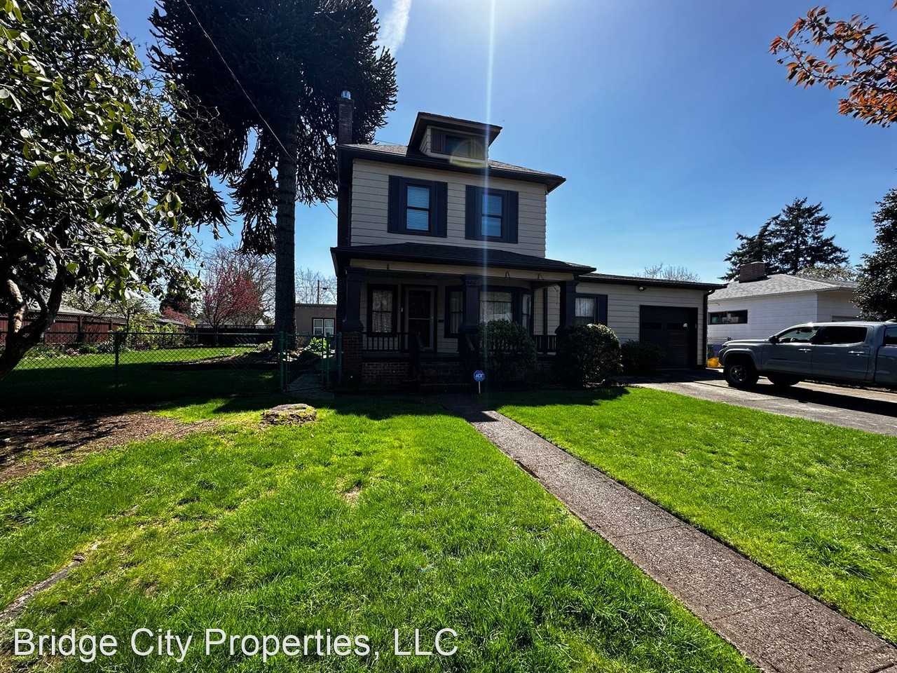 6604 Se Ramona St - Photo 2 of 35