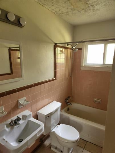 4624 Dahlia Dr - Photo 3 of 12